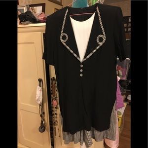 Vintage 80/90’s A Classic Black & White Executive 1 Piece Shorts Suit 5/6 Petite